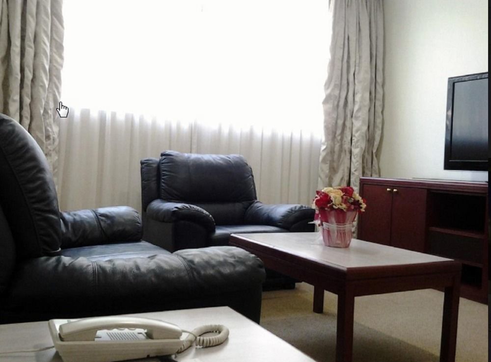 Hotel Shangri-la 3*